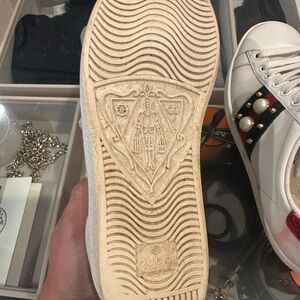 Authentic used Gucci sneakers in size 36, purchases in Italy.